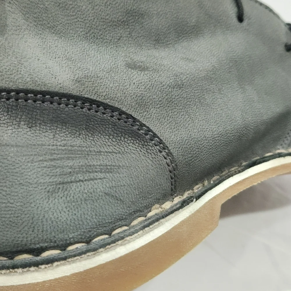 Barney’s New York Men's Gray Leather Low Chukka Boots Size 11 Made in Italy